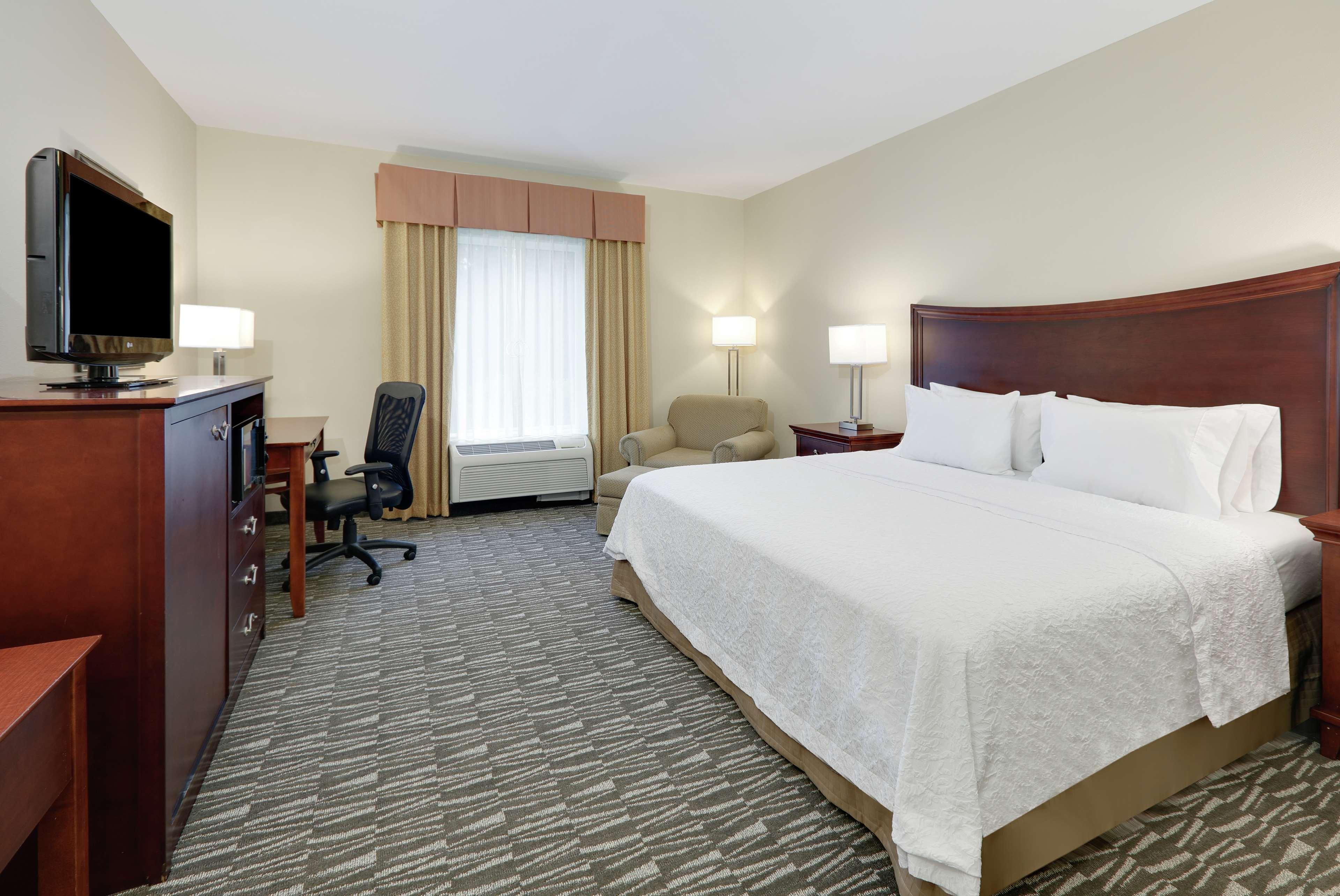 Hampton Inn & Suites Southern Pines-Pinehurst Aberdeen Экстерьер фото