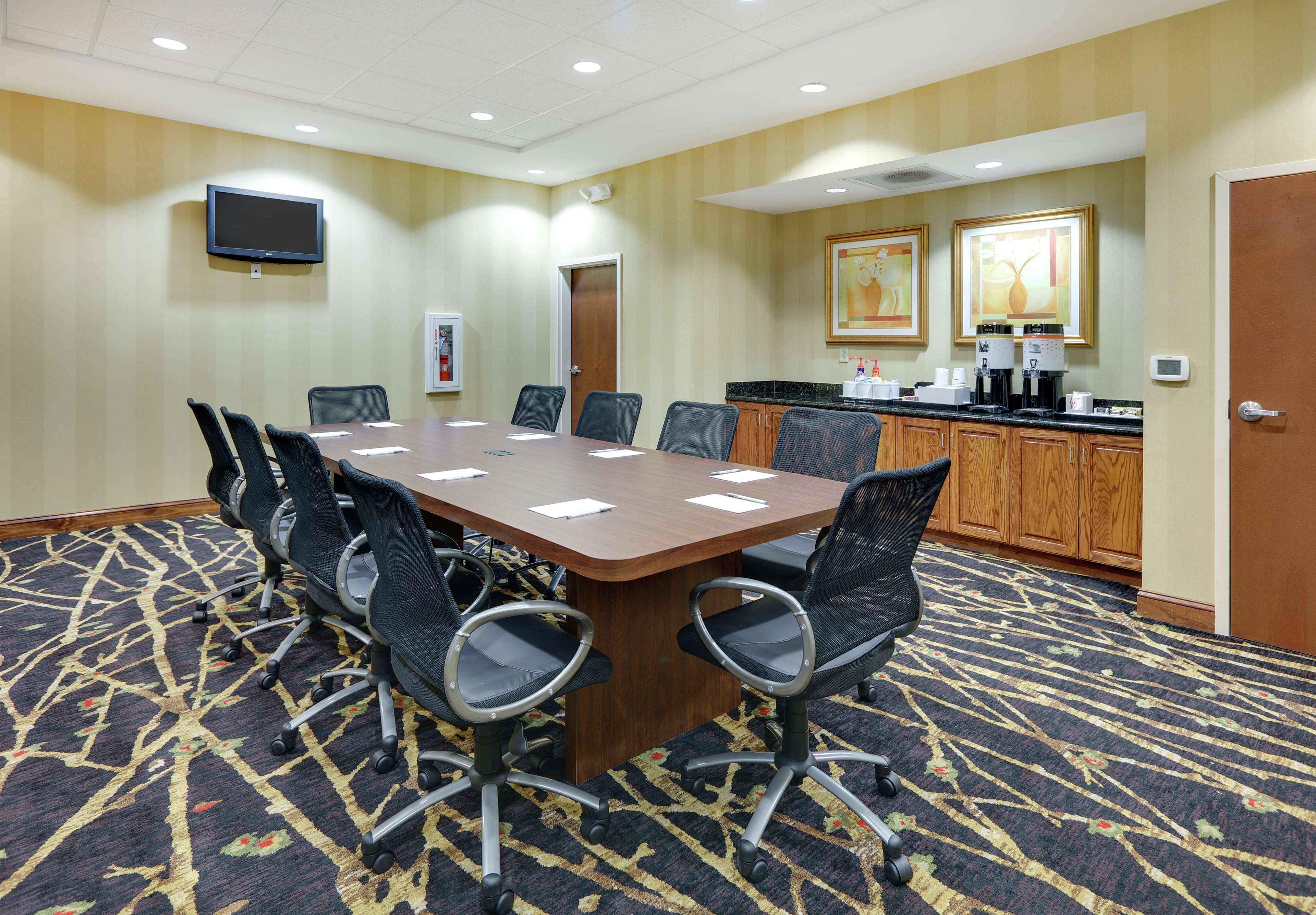 Hampton Inn & Suites Southern Pines-Pinehurst Aberdeen Экстерьер фото